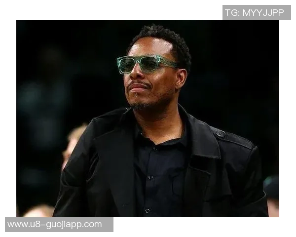 皮尔斯直言社交媒体女性穿着暴露不应责怪男性主动搭讪 皮尔斯直言社交媒体女性穿着暴露不应责怪男性主动搭讪