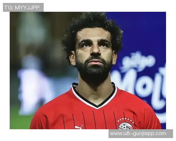 萨拉赫健身房训练照曝光腹肌线条引发粉丝热议与赞叹 萨拉赫健身房训练照曝光腹肌线条引发粉丝热议与赞叹